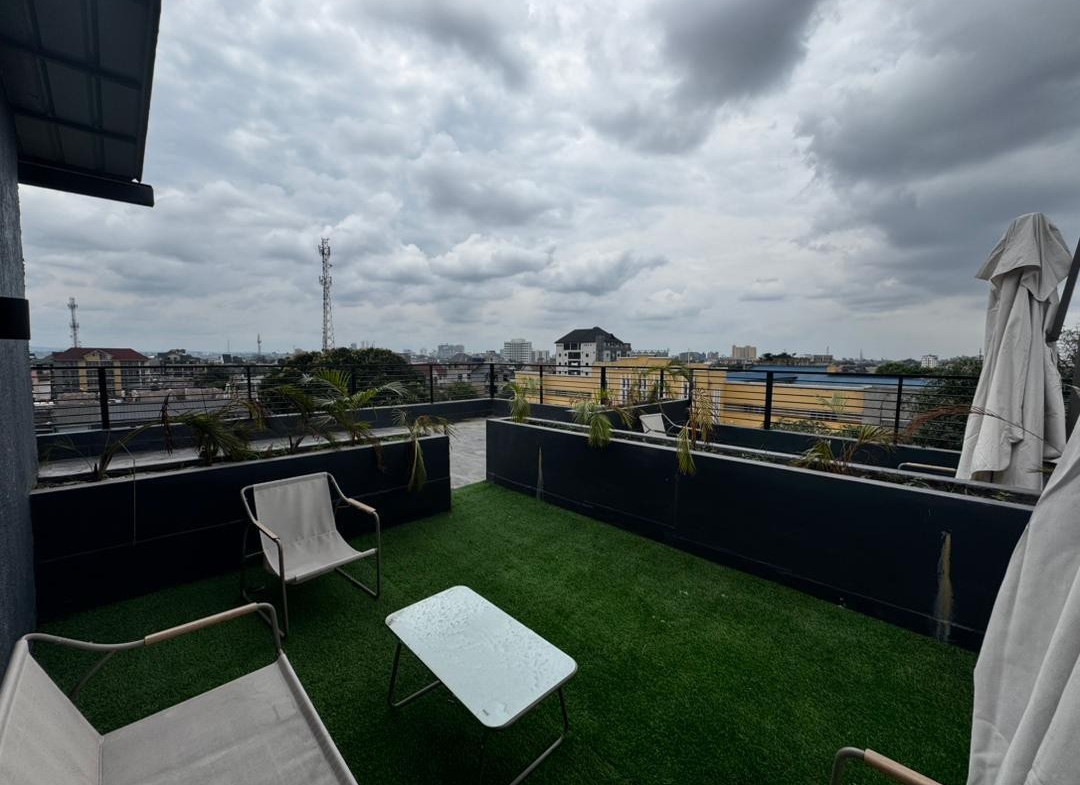 Immeuble à Vendre – Kintambo, Kinshasa