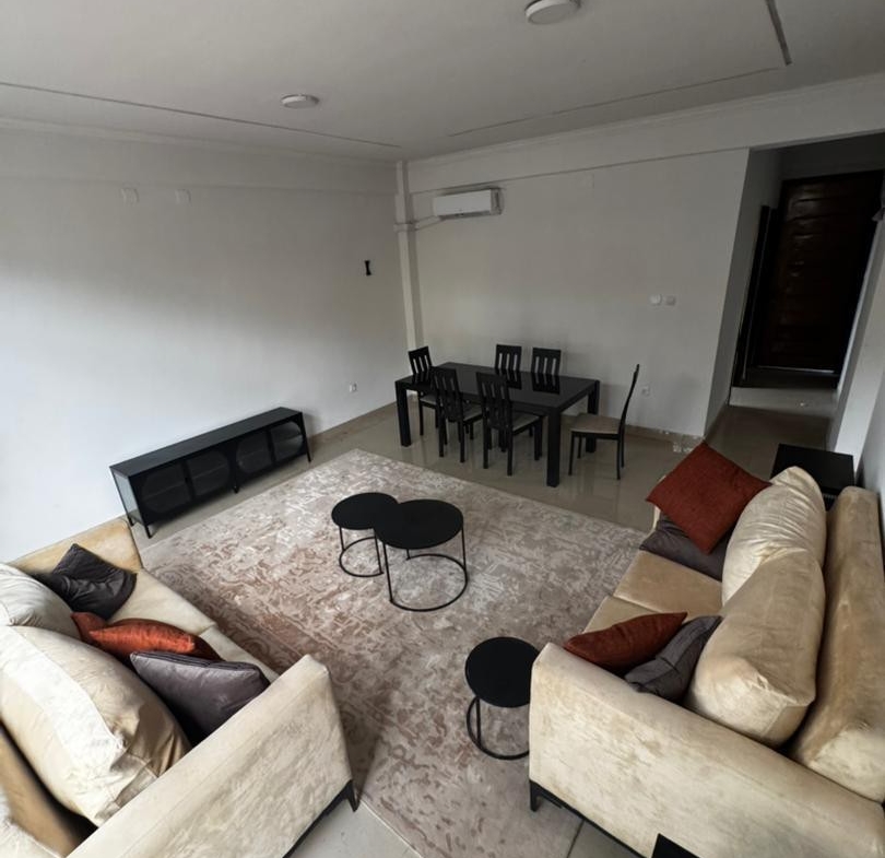 Immeuble à Vendre – Kintambo, Kinshasa
