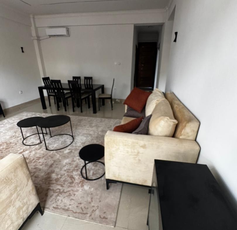 Immeuble à Vendre – Kintambo, Kinshasa