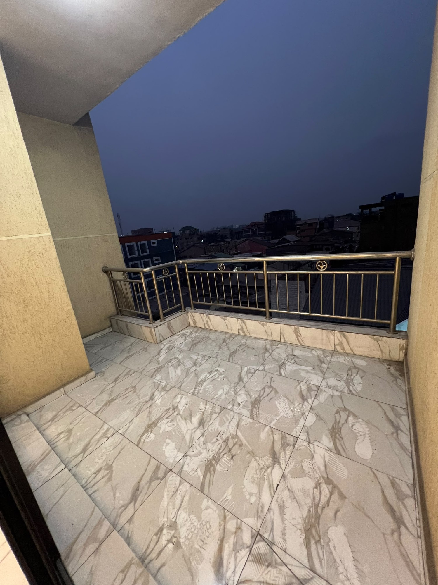 Appartement à Louer – Kintambo, Kinshasa