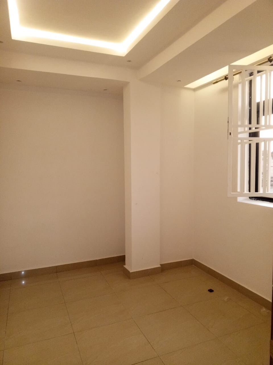 scaled_1000808045 Appartement à Louer – Kintambo, Kinshasa