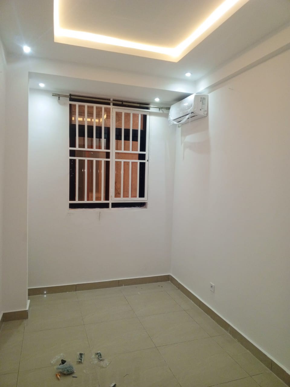 scaled_1000808049 Appartement à Louer – Kintambo, Kinshasa