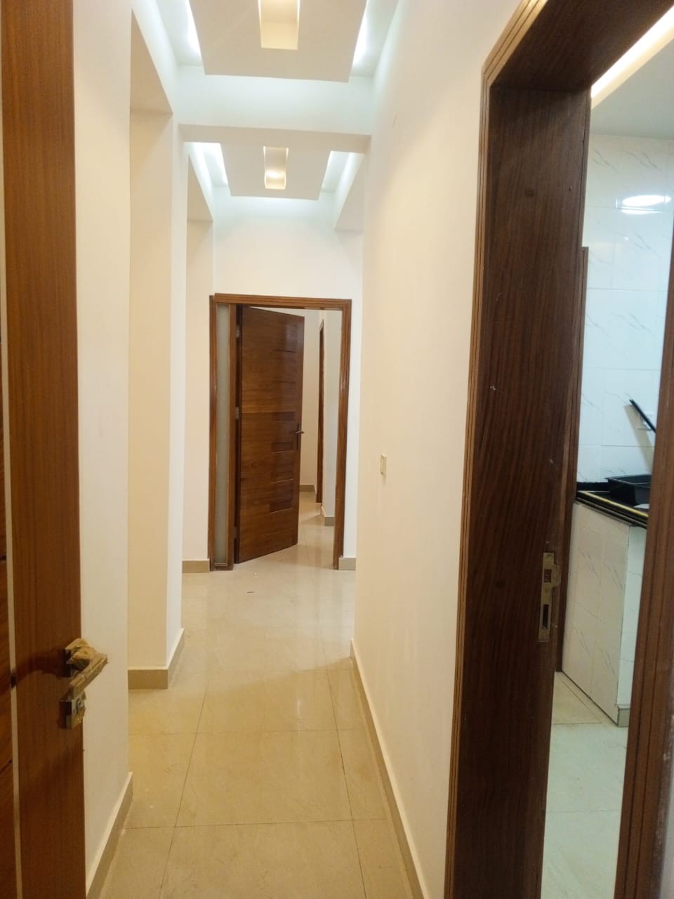 scaled_1000808055 Appartement à Louer – Kintambo, Kinshasa