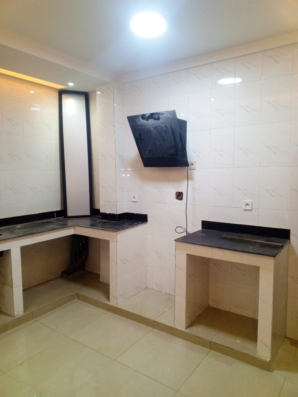 scaled_1000808063 Appartement à Louer – Kintambo, Kinshasa