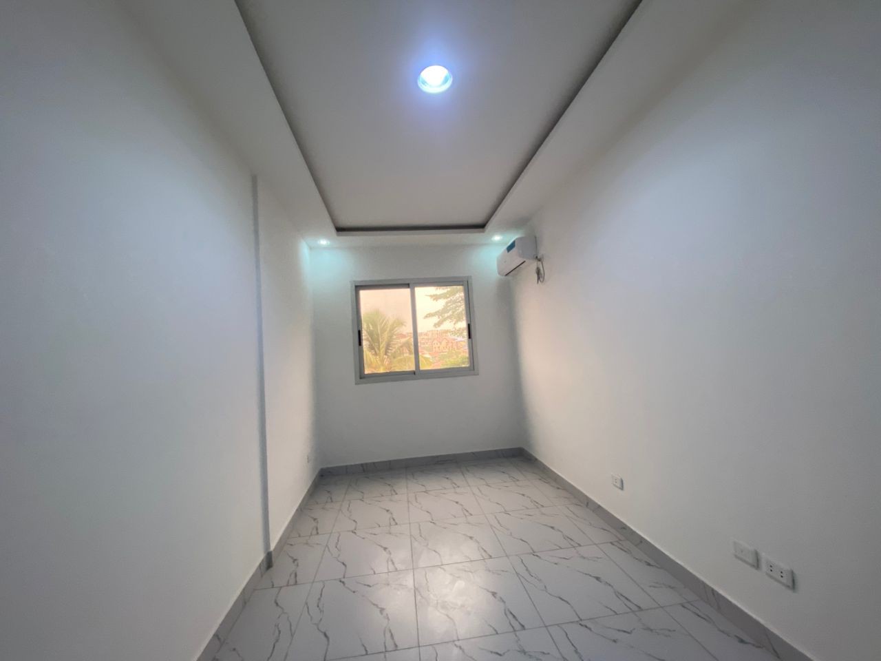 scaled_1000819303 Appartement à Louer – Kintambo, Kinshasa