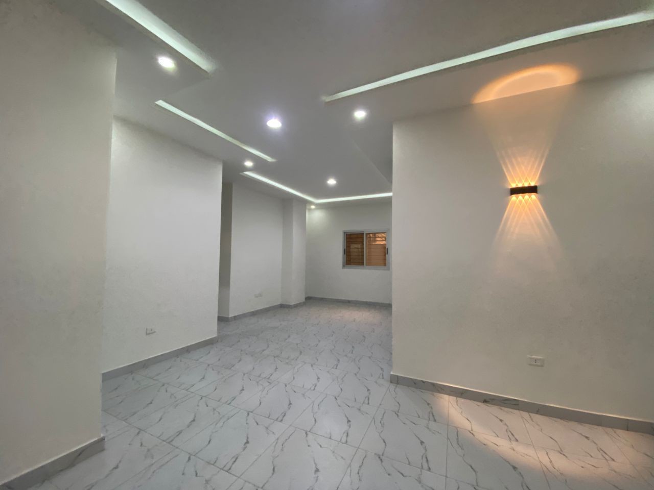 scaled_1000819358 Appartement à Louer – Kintambo, Kinshasa