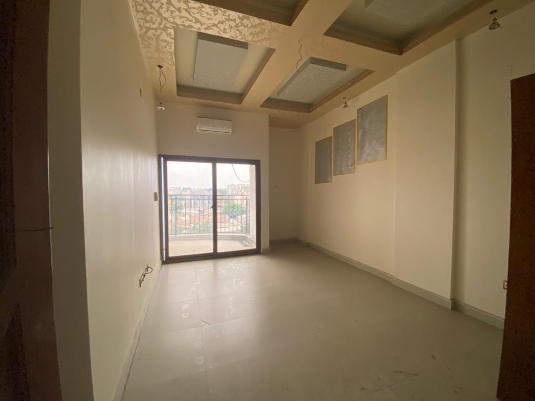 scaled_1000819390 Appartement à Louer – Kintambo, Kinshasa