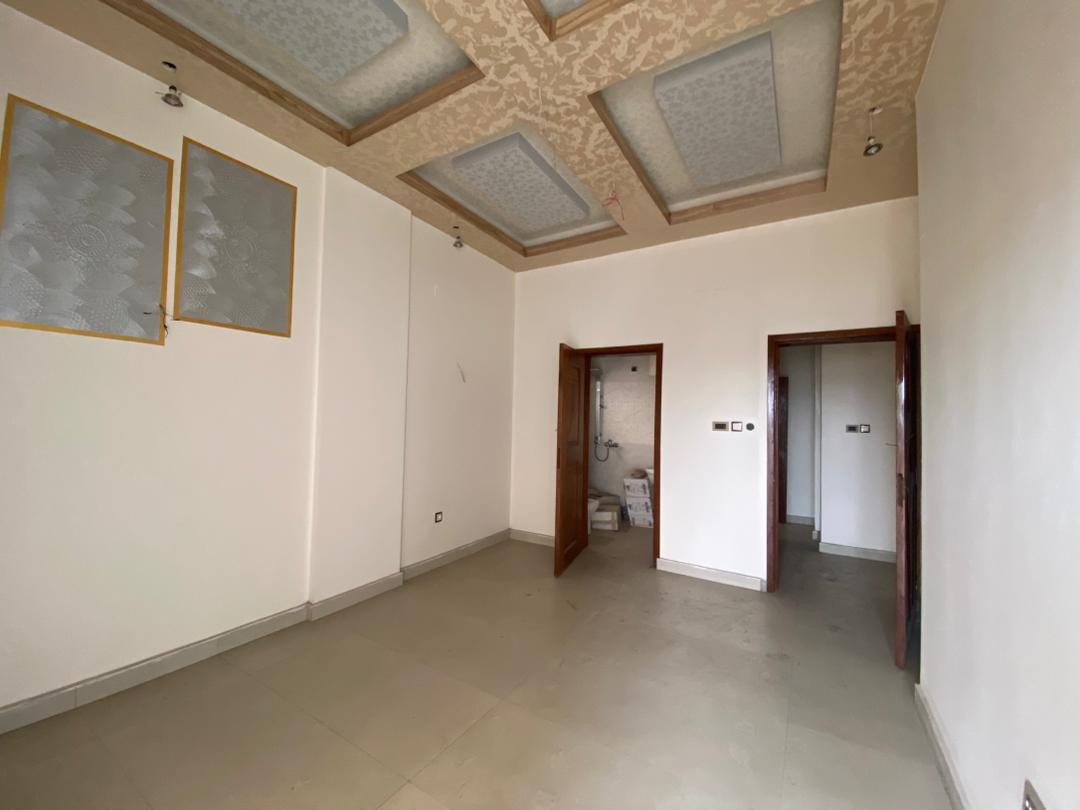 scaled_1000819393 Appartement à Louer – Kintambo, Kinshasa