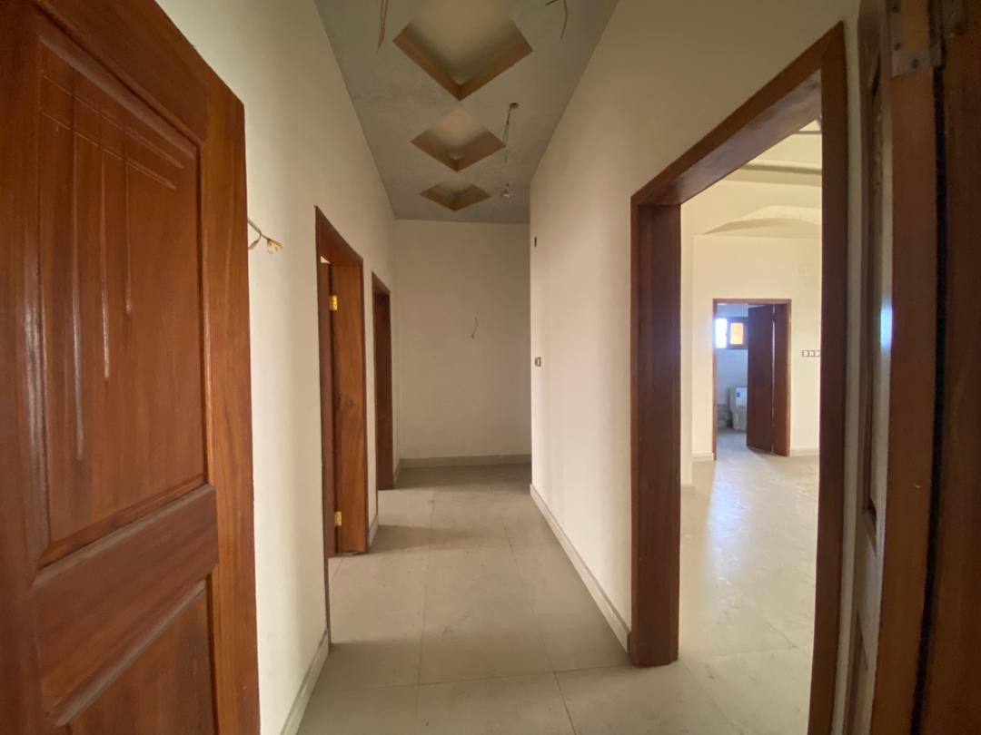 scaled_1000819396 Appartement à Louer – Kintambo, Kinshasa