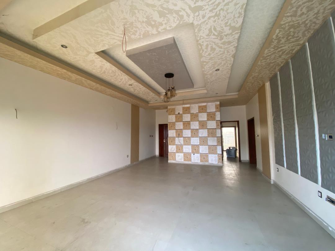 scaled_1000819414 Appartement à Louer – Kintambo, Kinshasa