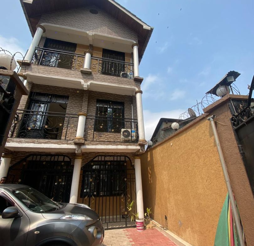 Maison à Louer – Macampagne, Kinshasa