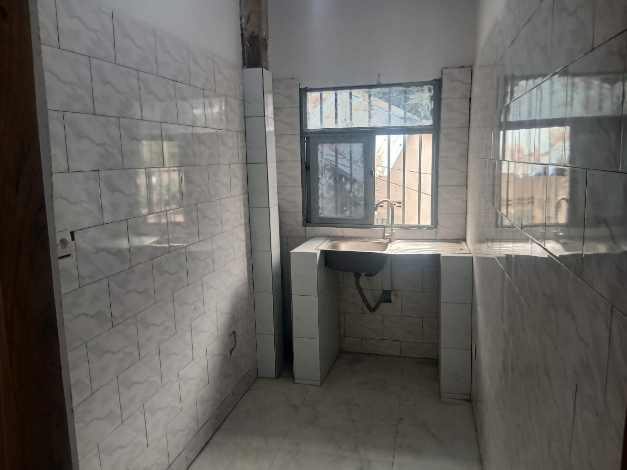 scaled_1000822711 Appartement à Louer – Kintambo, Kinshasa