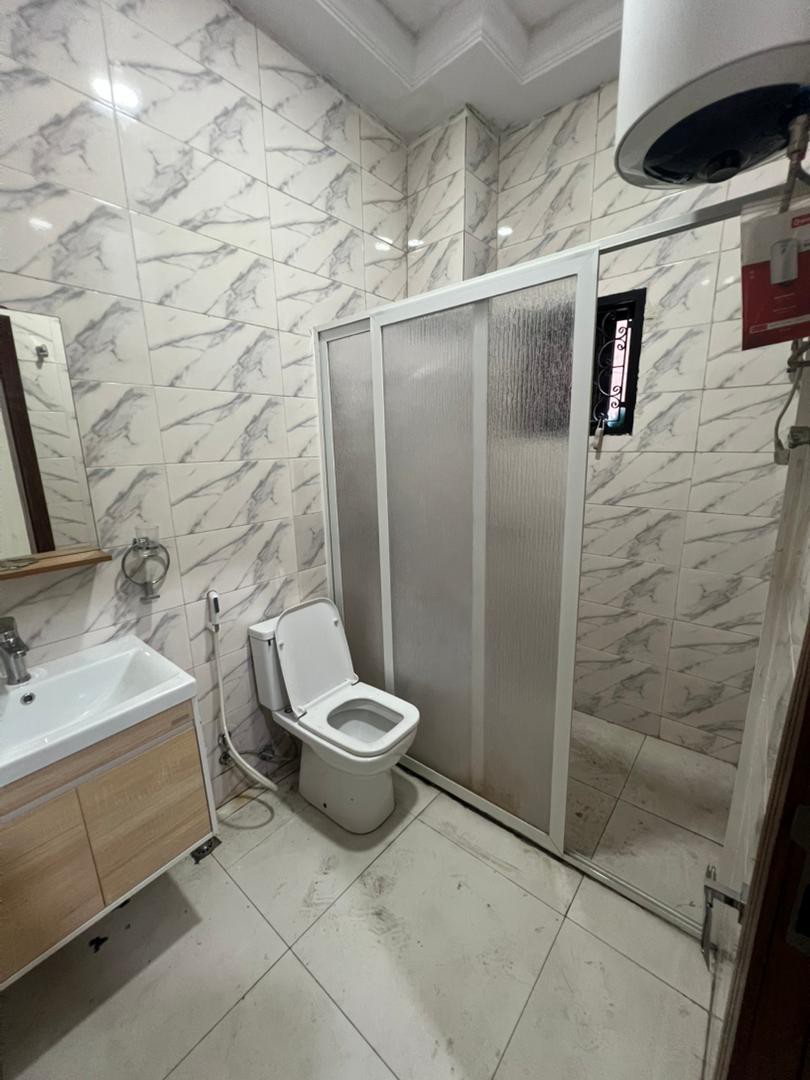 scaled_1000823143 Appartement à Louer – Kintambo, Kinshasa