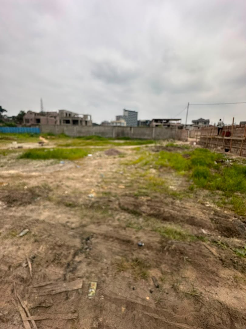 Parcelle-Terrain à Vendre – Ngaliema, Kinshasa