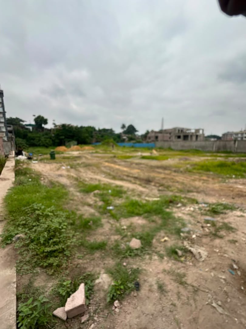 Parcelle-Terrain à Vendre – Ngaliema, Kinshasa