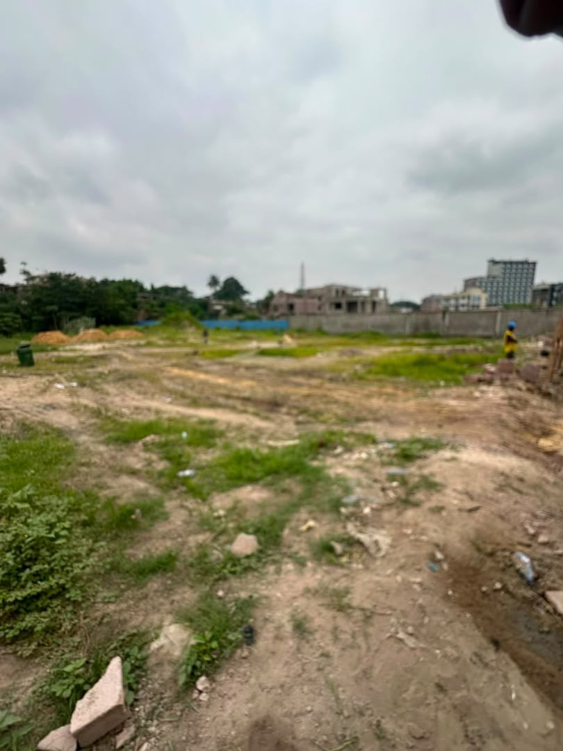 Parcelle-Terrain à Vendre – Ngaliema, Kinshasa