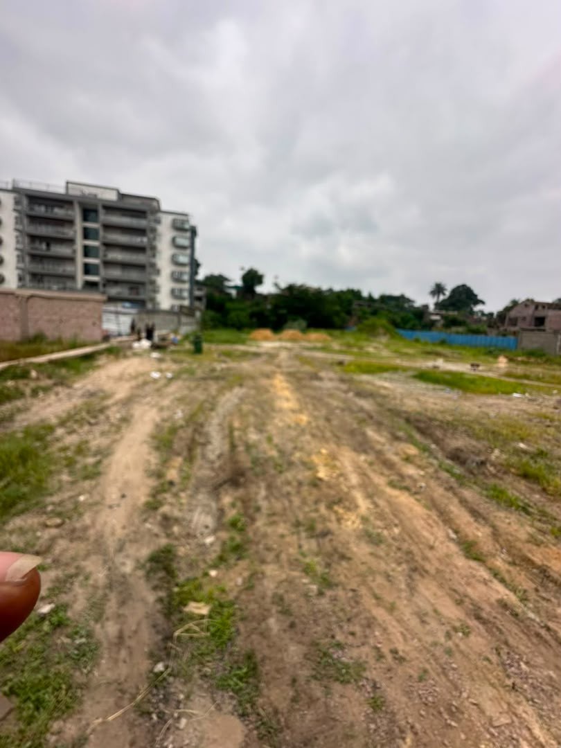 Parcelle-Terrain à Vendre – Ngaliema, Kinshasa