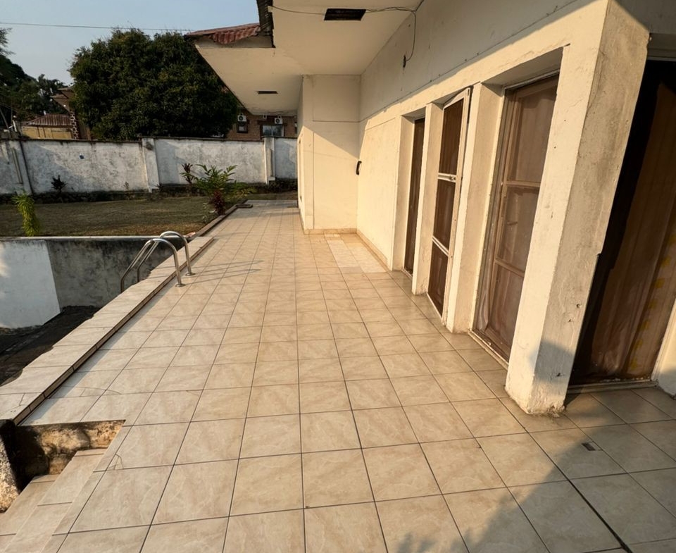 Villa à Louer – Macampagne, Kinshasa