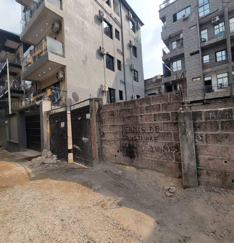 Parcelle-Terrain à Vendre – Kasa-Vubu, Kinshasa