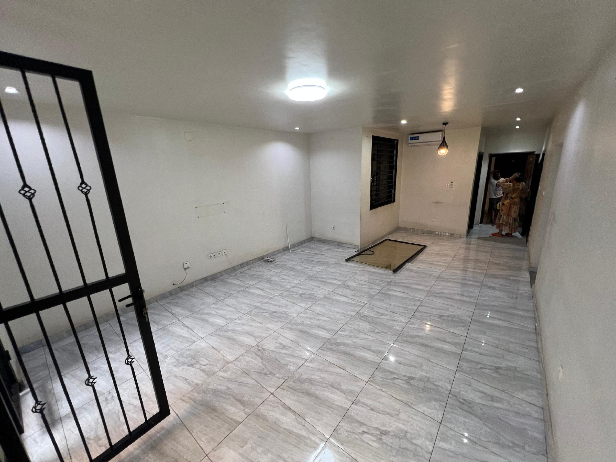 scaled_1000840438 Appartement à Louer – Kintambo, Kinshasa