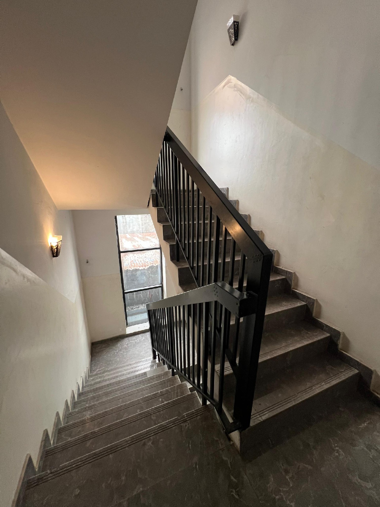 scaled_1000840439 Appartement à Louer – Kintambo, Kinshasa