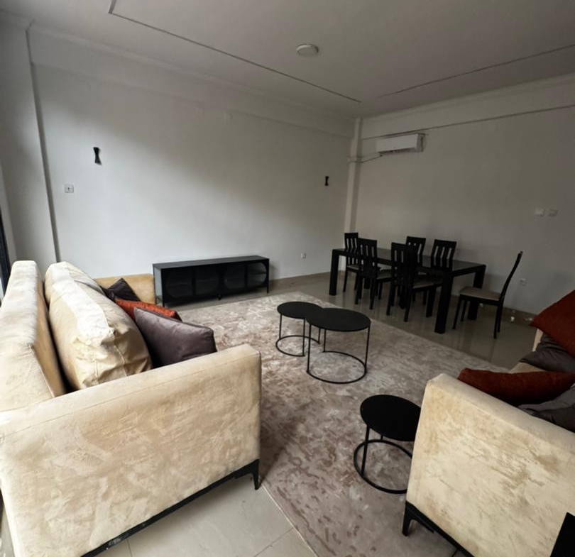 Immeuble à Vendre – Kintambo, Kinshasa