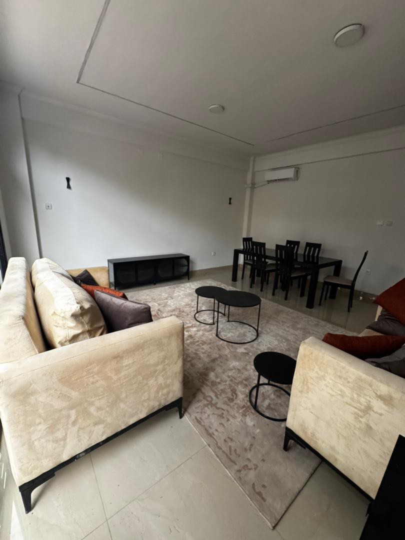 scaled_1000863651 Immeuble à Vendre – Kintambo, Kinshasa