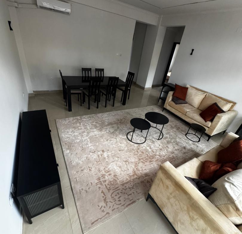 Immeuble à Vendre – Kintambo, Kinshasa