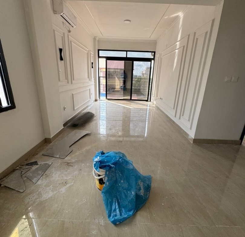 Immeuble à Vendre – Kintambo, Kinshasa