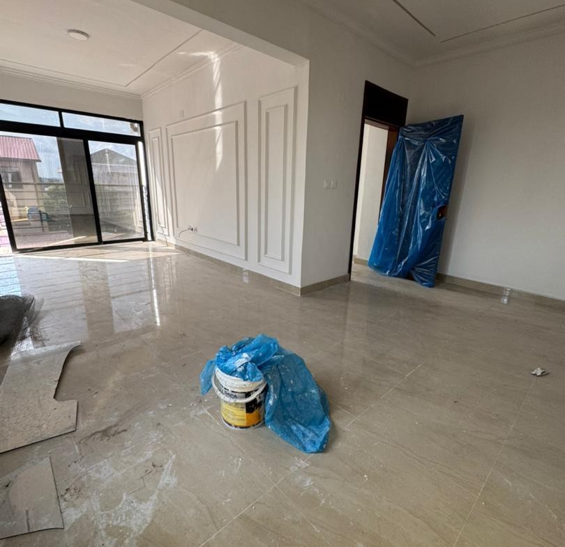 Immeuble à Vendre – Kintambo, Kinshasa