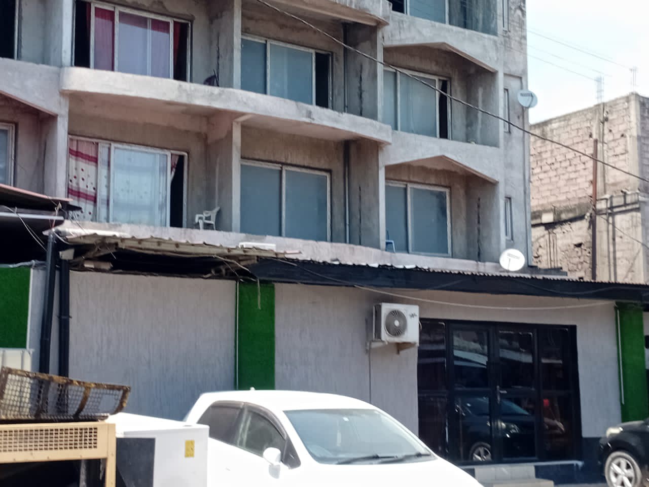 Immeuble R+3 à Louer – Bandalungwa, Kinshasa