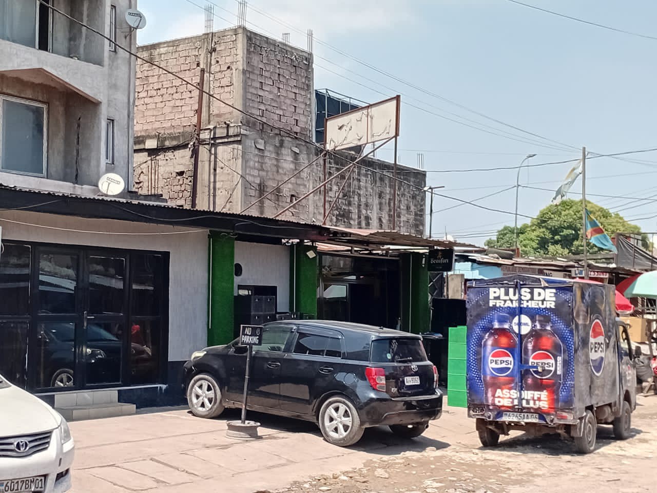 Immeuble R+3 à Louer – Bandalungwa, Kinshasa