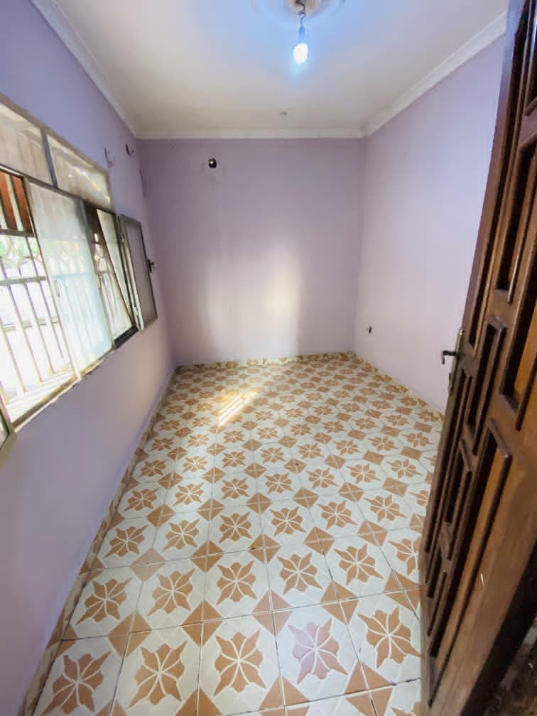 scaled_1001850277 Appartement à Louer – Ngaliema, Kinshasa