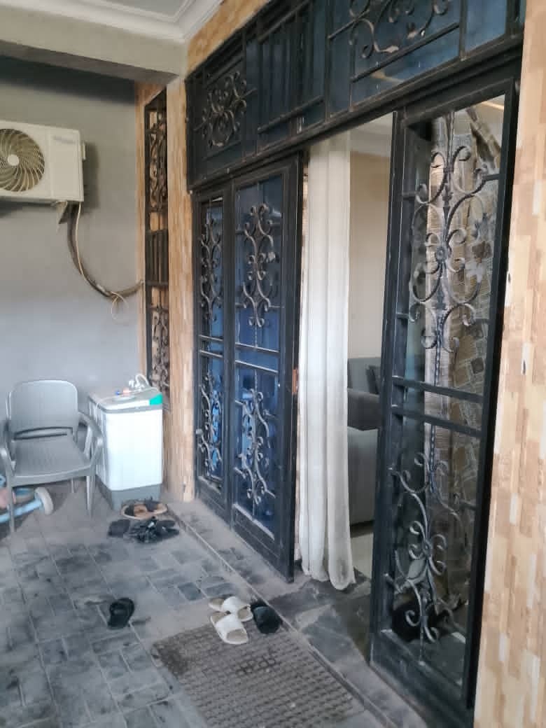 scaled_1001875132 Immeuble à Vendre – Ngaliema, Kinshasa