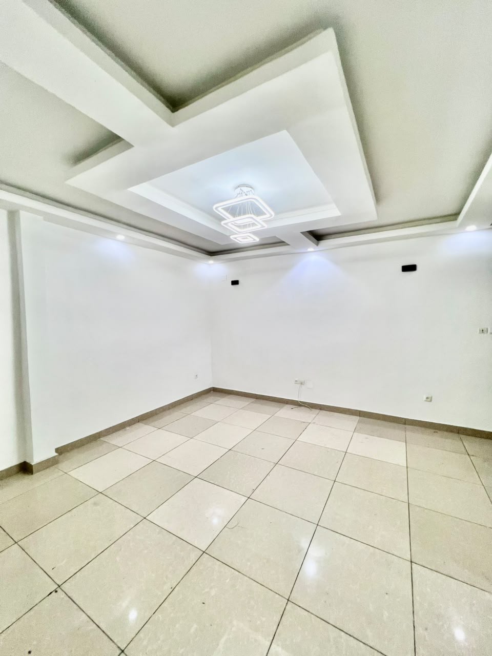 scaled_1001885226 Appartement à Louer – Ngaliema, Kinshasa