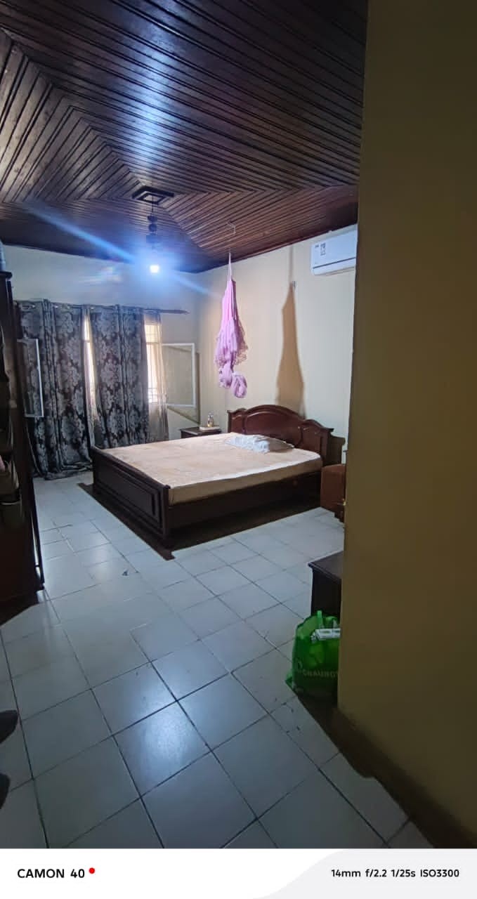 scaled_1001892251 Maison à Vendre – Kintambo, Kinshasa