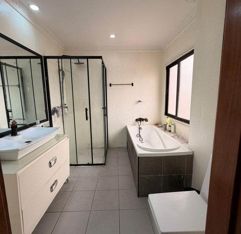 Appartement à Louer – Limete, Kinshasa