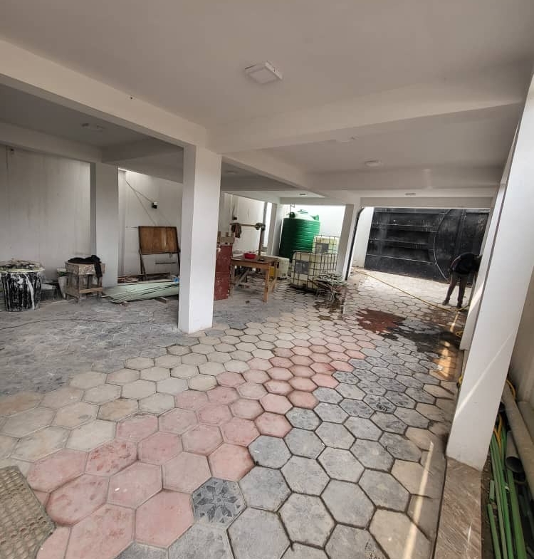 Immeuble à Vendre – Ngaliema, Kinshasa