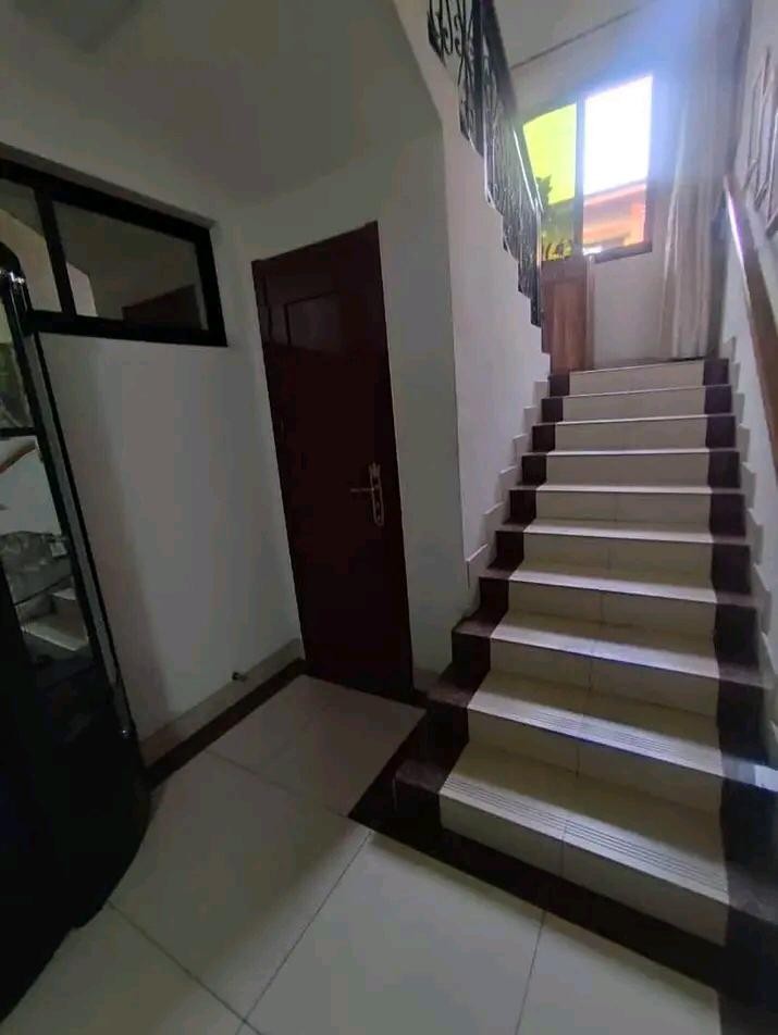 Villa à Vendre – Bandalungwa, Kinshasa