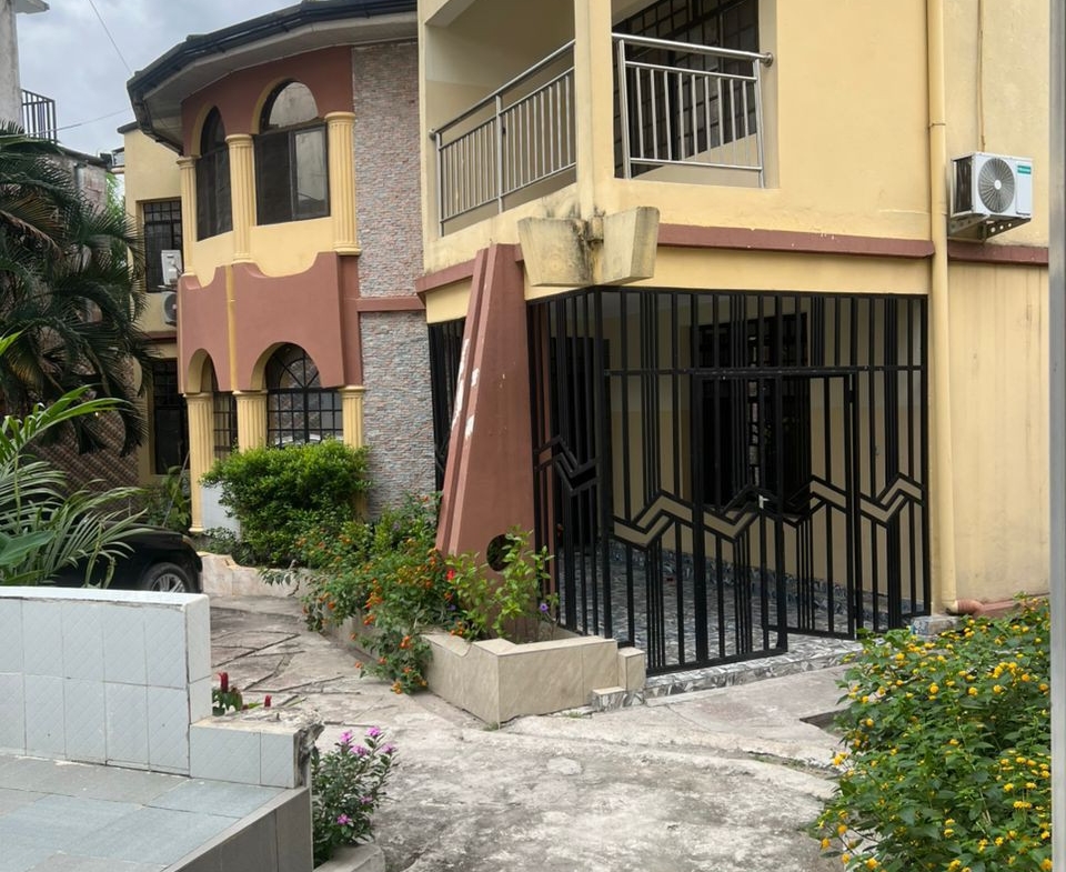 Maison à Louer – Gombe, Kinshasa