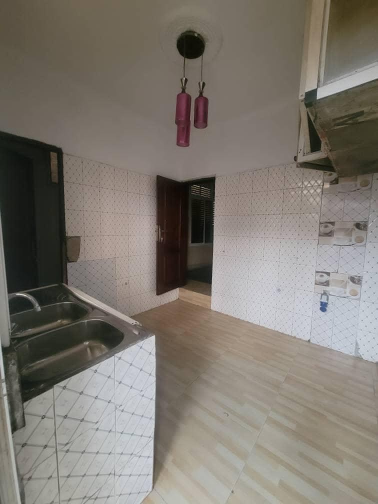 Appartement à Louer – Kasa-Vubu, Kinshasa