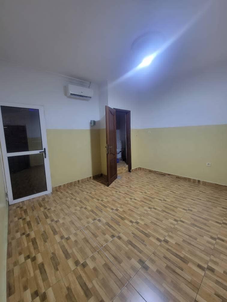 Appartement à Louer – Kasa-Vubu, Kinshasa