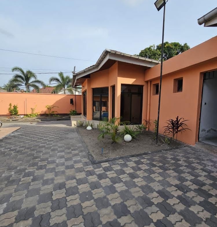 Villa à Louer – Ngaliema, Kinshasa