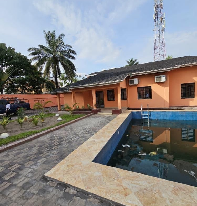 Villa à Louer – Ngaliema, Kinshasa