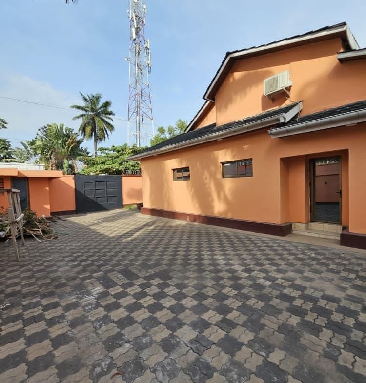 Villa à Louer – Ngaliema, Kinshasa