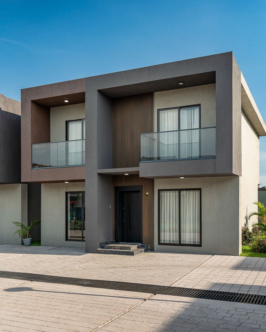 Duplex à Louer – Lingwala, Kinshasa