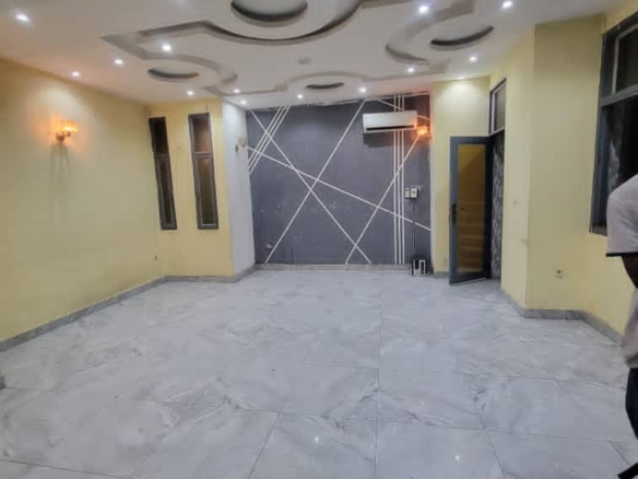 Appartement à louer – matonge, kinshasa