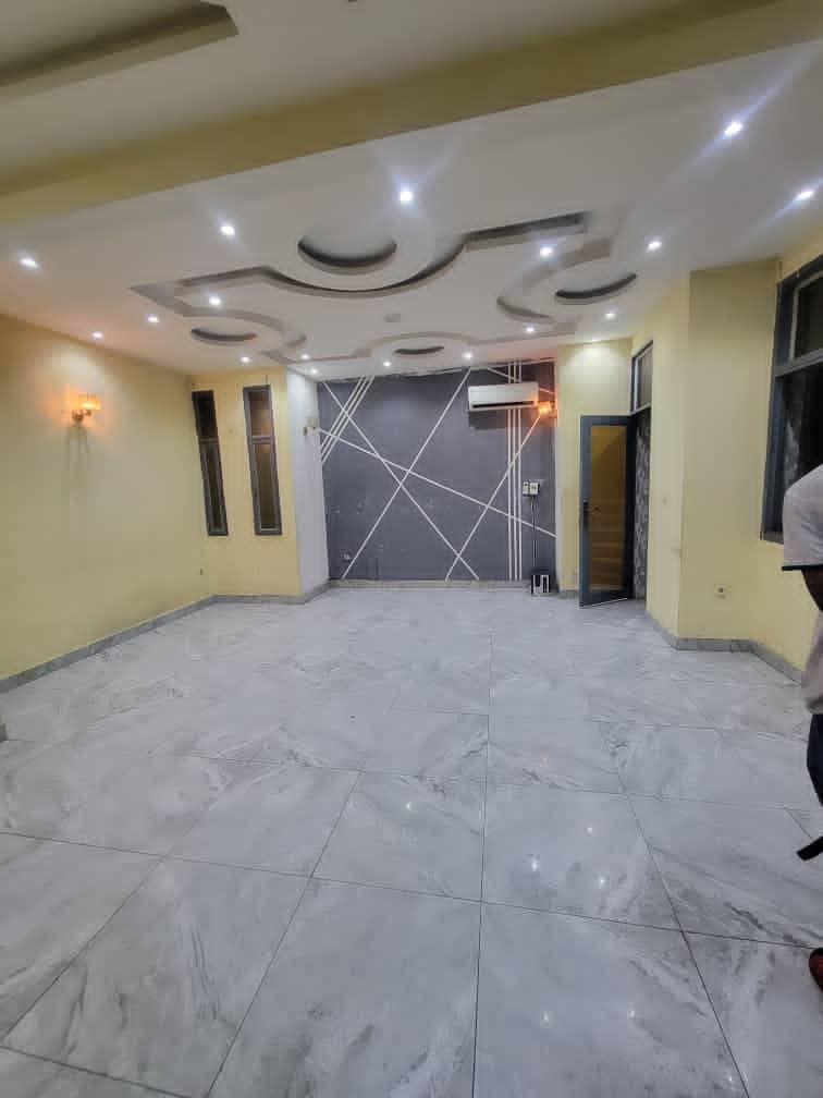 Appartement à Louer – Matonge, Kinshasa