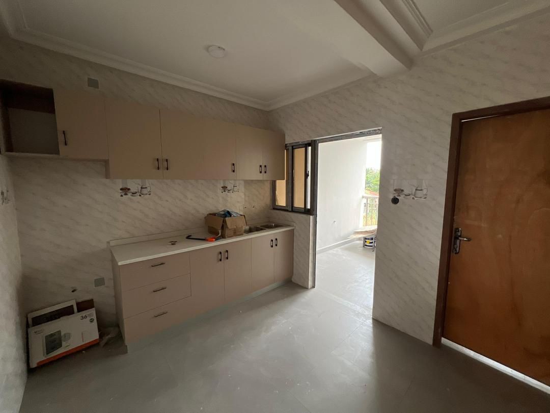 scaled_1001921459 Appartement à Louer – Ngaliema, Kinshasa