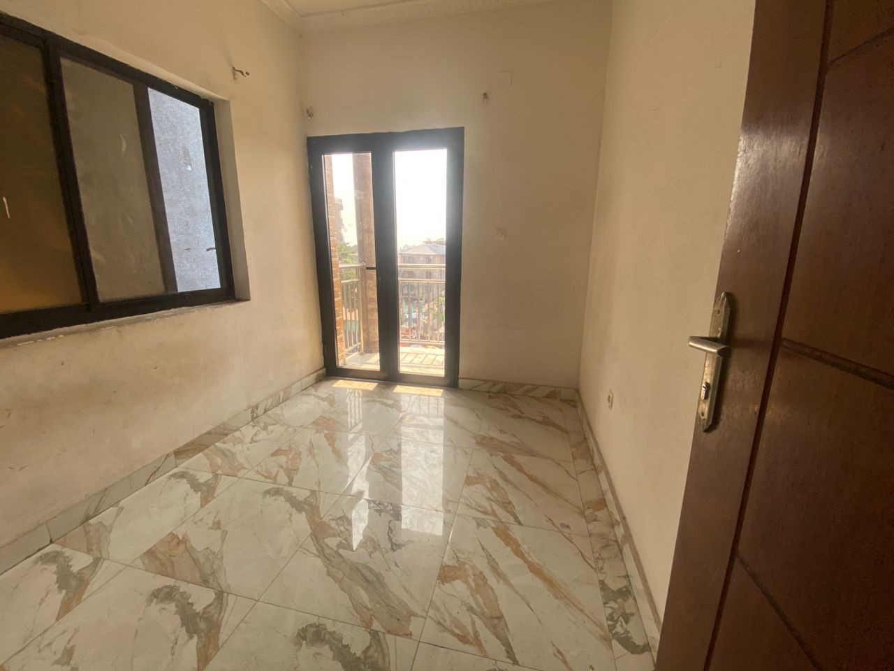Appartement à Louer – Lingwala, Kinshasa